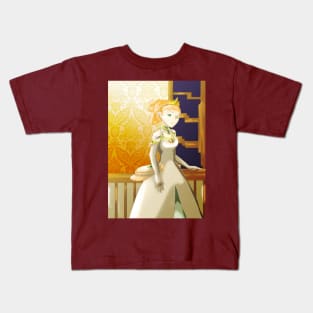 Queen in her silver gown Kids T-Shirt